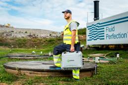 Termékfotózás, közösségi média fotózás, lifestyle fotózás, TikTok fotózás, videózás, reklámfotózás, céges fotózás, ipari fotózás, imázs fotózás, imázsvideó készítés, portréfotózás, portréfotózás árak, stúdió fotózás, üzleti portré, üzleti portréfotózás, fotózás árak, női portré, portré, headshot, művészi fotózás