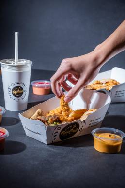 Termékfotózás, közösségi média fotózás, employer branding fotózás, lifestyle fotózás, TikTok fotózás, videózás, reklámfotózás, céges fotózás, ipari fotózás, imázs fotózás, imázsvideó készítés, portréfotózás, portréfotózás árak, stúdió fotózás, üzleti portré, üzleti portréfotózás, fotózás árak, női portré, portré, headshot, művészi fotózás