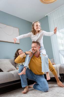 Termékfotózás, közösségi média fotózás, employer branding fotózás, lifestyle fotózás, TikTok fotózás, videózás, reklámfotózás, céges fotózás, ipari fotózás, imázs fotózás, imázsvideó készítés, portréfotózás, portréfotózás árak, stúdió fotózás, üzleti portré, üzleti portréfotózás, fotózás árak, női portré, portré, headshot, művészi fotózás