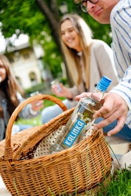 Termékfotózás, közösségi média fotózás, employer branding fotózás, lifestyle fotózás, TikTok fotózás, videózás, reklámfotózás, céges fotózás, ipari fotózás, imázs fotózás, imázsvideó készítés, portréfotózás, portréfotózás árak, stúdió fotózás, üzleti portré, üzleti portréfotózás, fotózás árak, női portré, portré, headshot, művészi fotózás