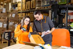 Termékfotózás, közösségi média fotózás, employer branding fotózás, lifestyle fotózás, TikTok fotózás, videózás, reklámfotózás, céges fotózás, ipari fotózás, imázs fotózás, imázsvideó készítés, portréfotózás, portréfotózás árak, stúdió fotózás, üzleti portré, üzleti portréfotózás, fotózás árak, női portré, portré, headshot, művészi fotózás